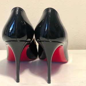 AUTHENTIC Christian Louboutin Black Pump 38.5